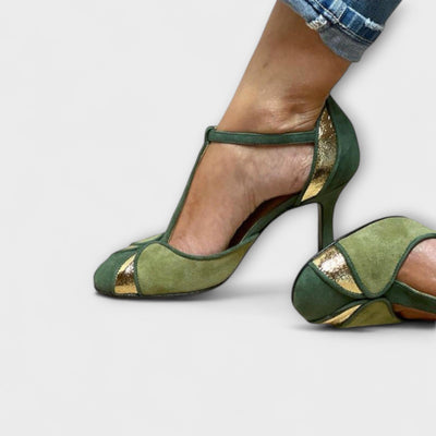 Alona - Décolleté Patchwork met T-Strap en Gesloten Neus